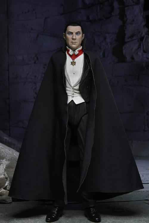 Universal Monsters - Ultimate Dracula (Transylvania) Figure