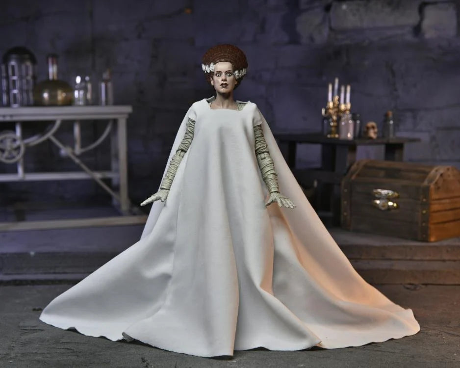 Universal Monsters Ultimate - Bride of Frankenstein (Color) Action Figure