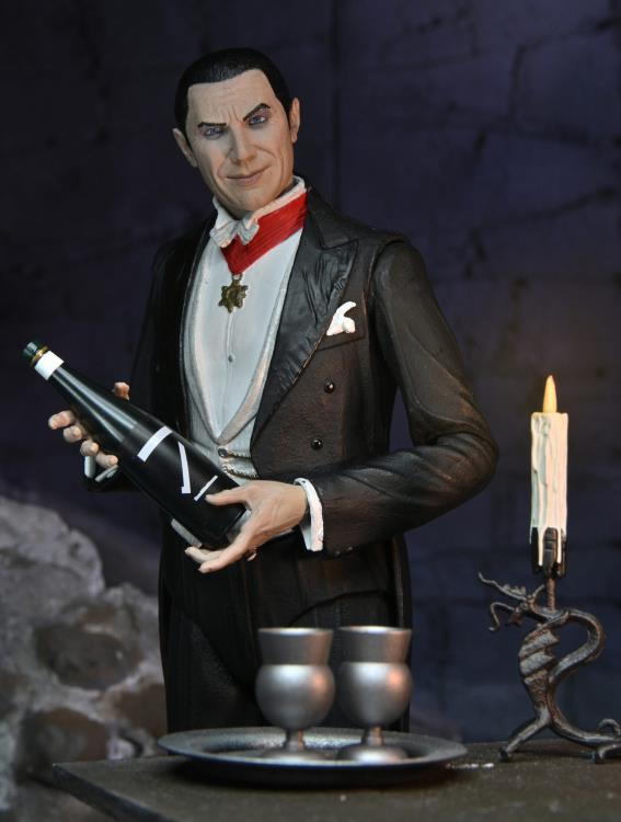 Universal Monsters - Ultimate Dracula (Transylvania) Figure