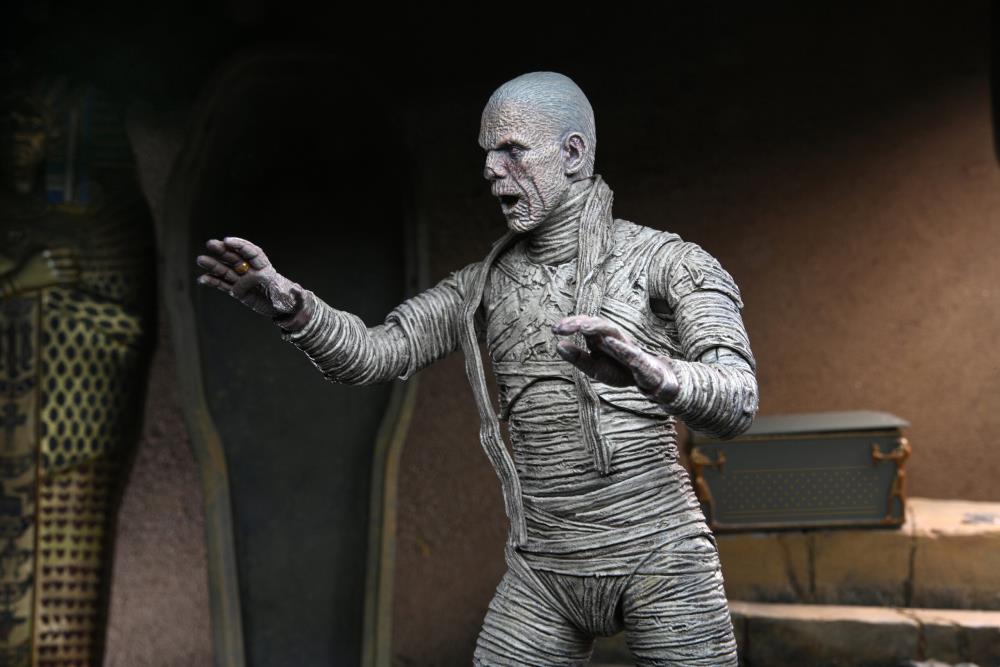 Universal Monsters NECA Ultimate Mummy (Color) Figure
