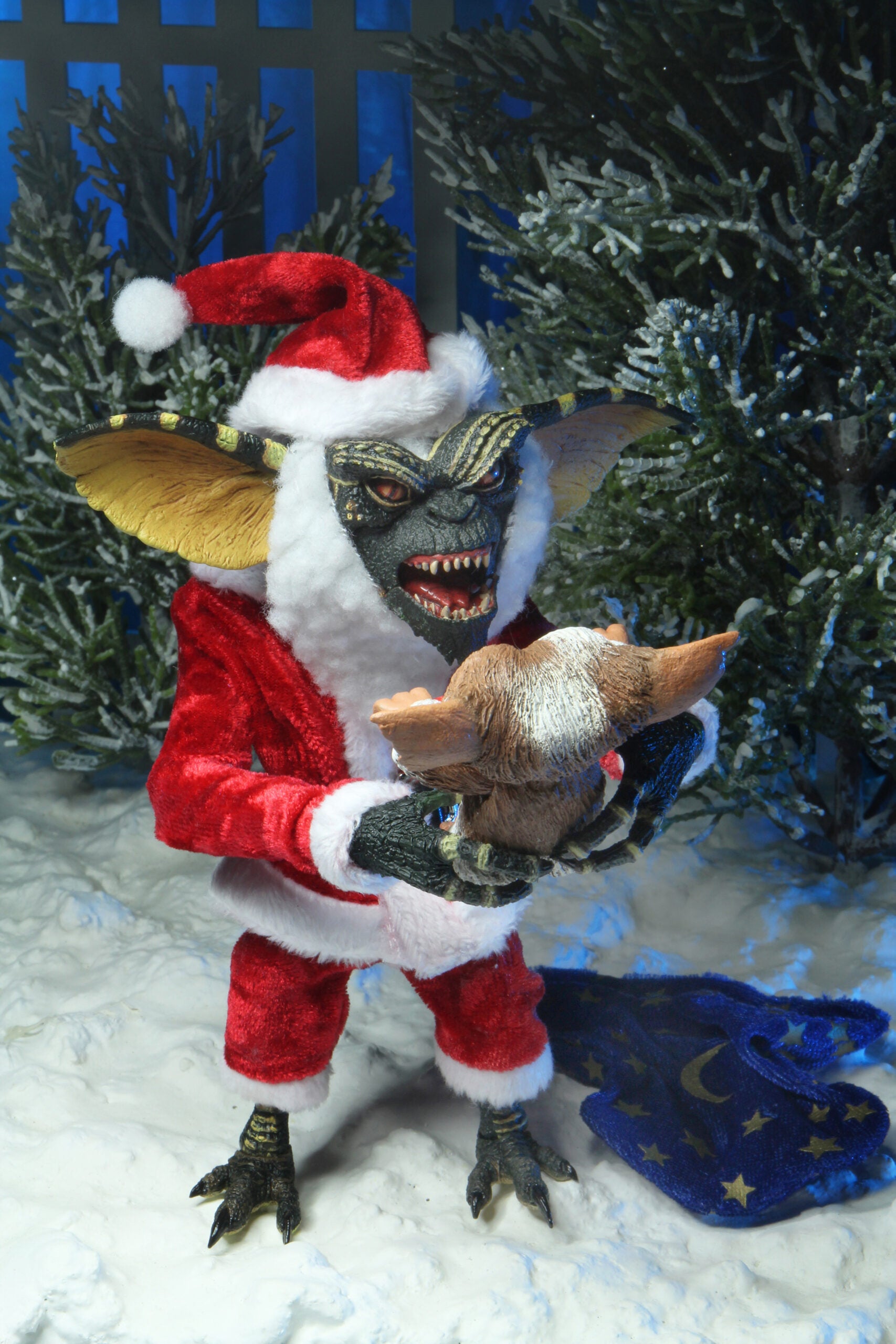 NECA Gremlins – Ultimate Santa Stripe & Gizmo