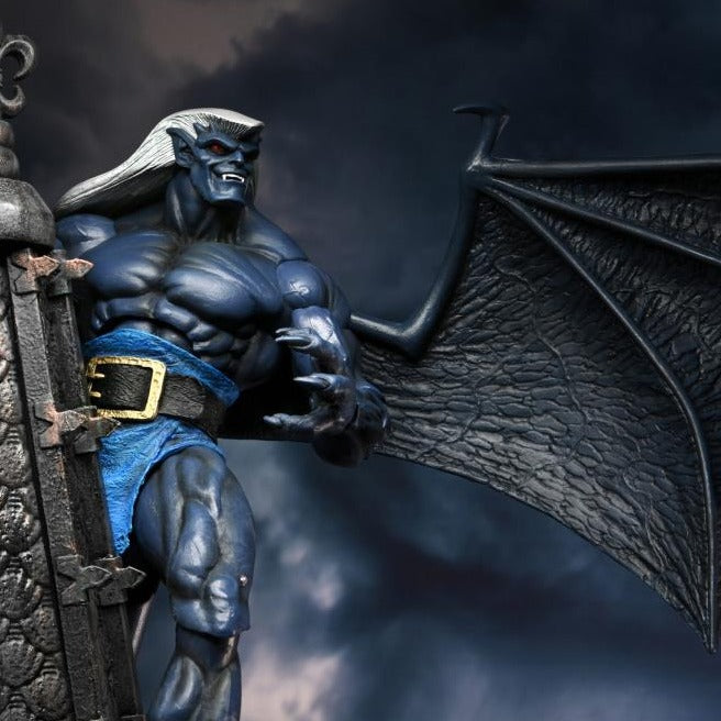 Disney’s Gargoyles Ultimate Thailog Figure