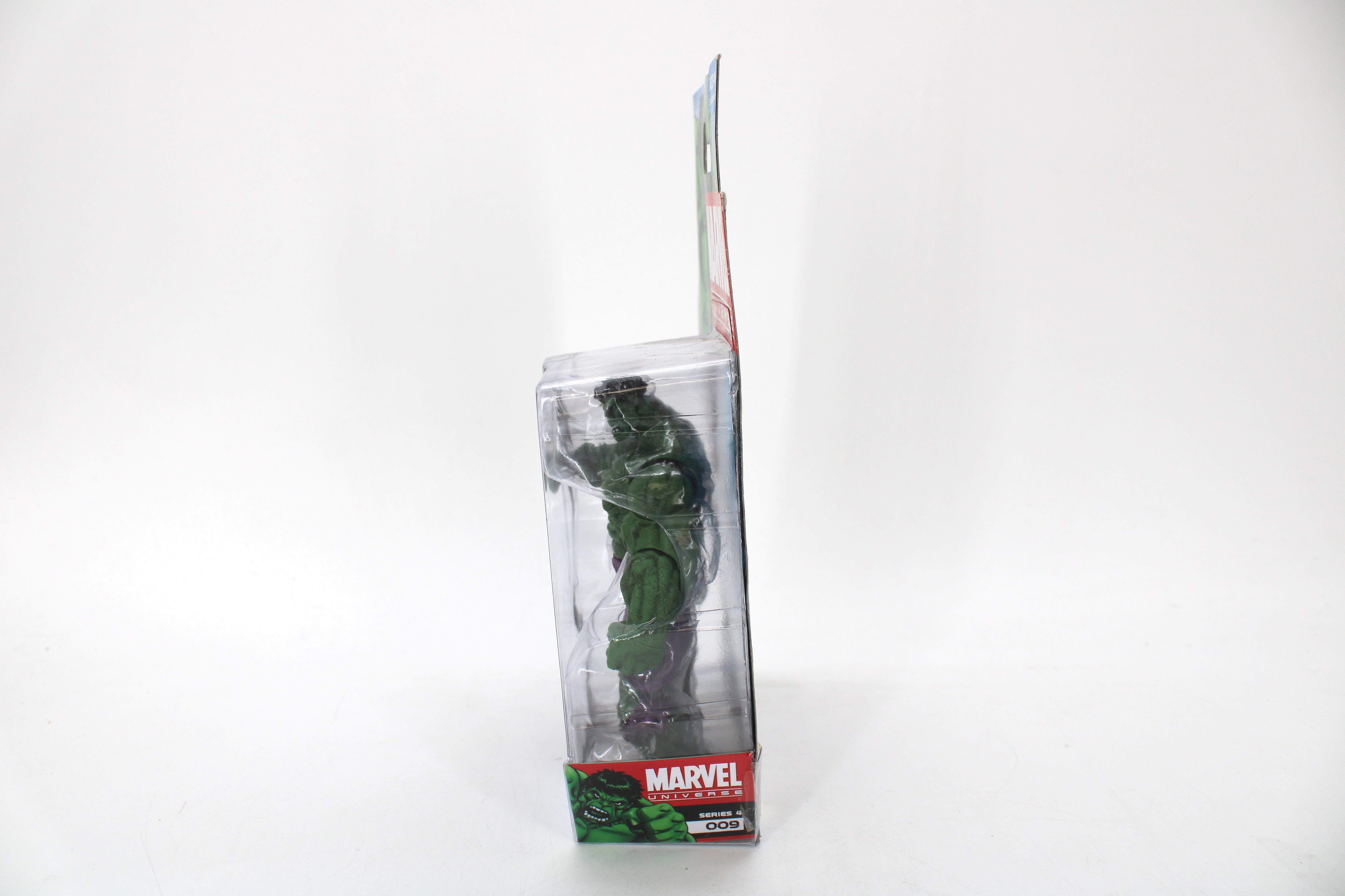 Marvel Universe Hulk Action Figure (2011 Hasbro) - view 4