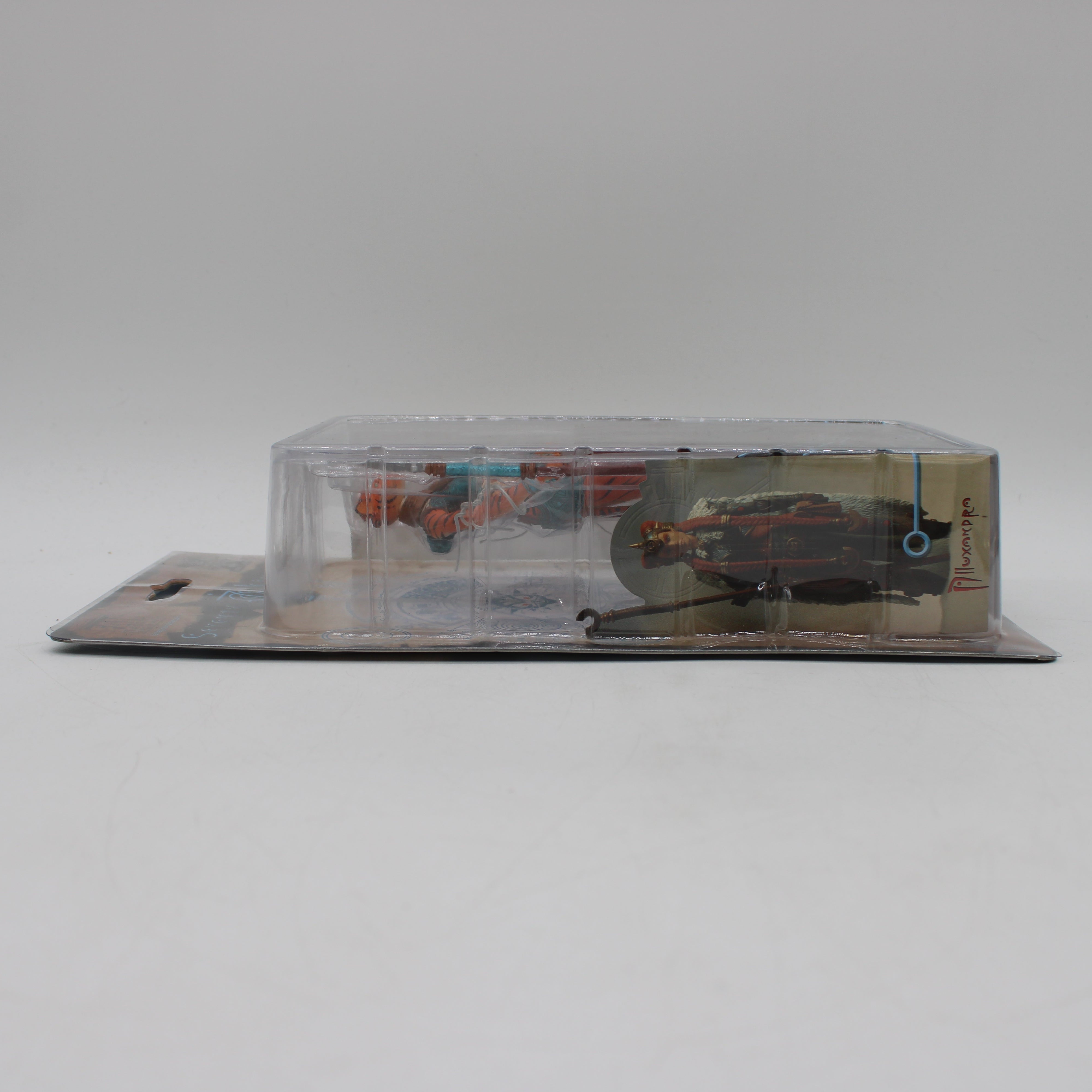 Raavia Fantastic Exclusive Seventh Kingdom Action Figure