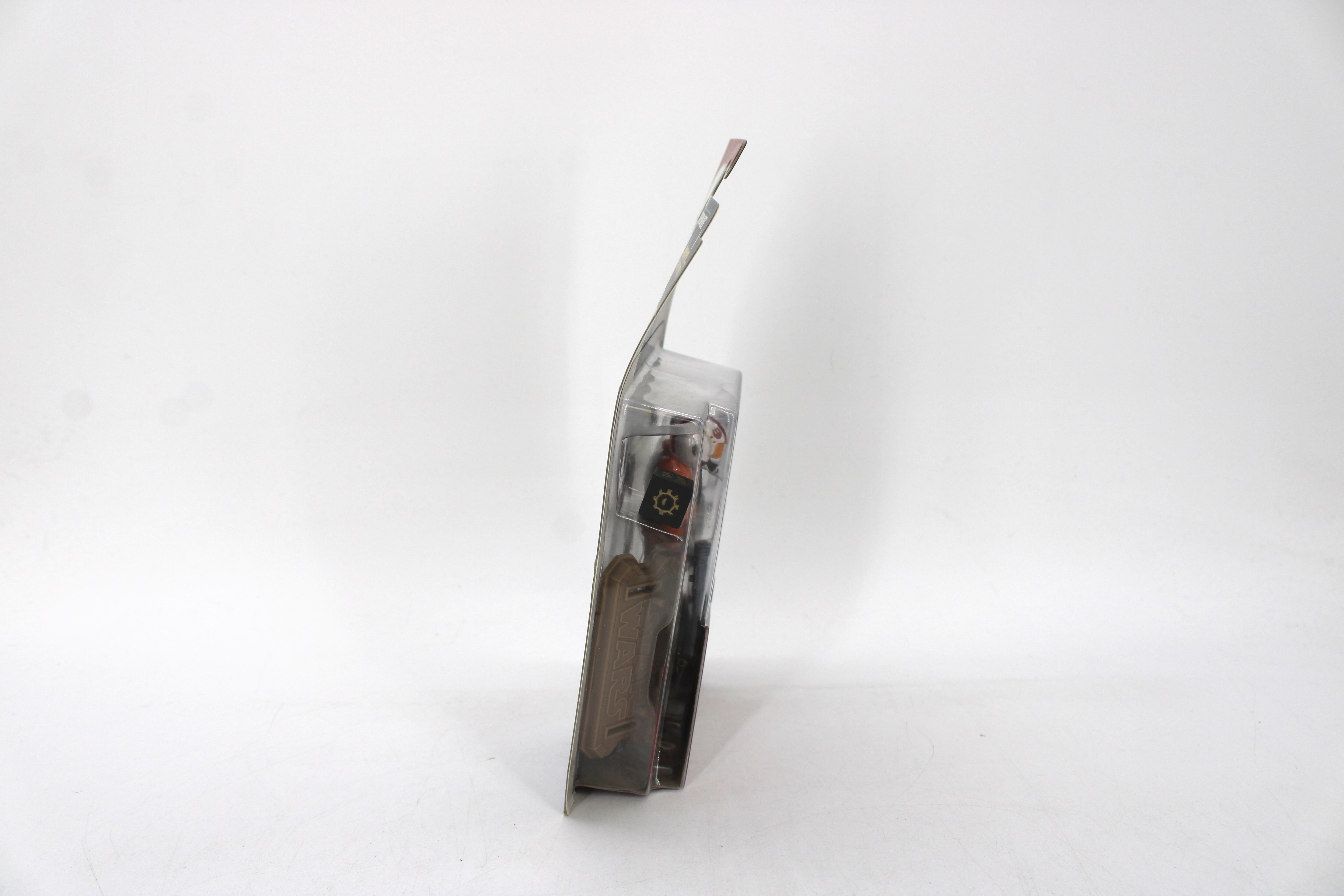 Star Wars: Movie Heroes Luke Skywalker Action Figure (2012) - view 3