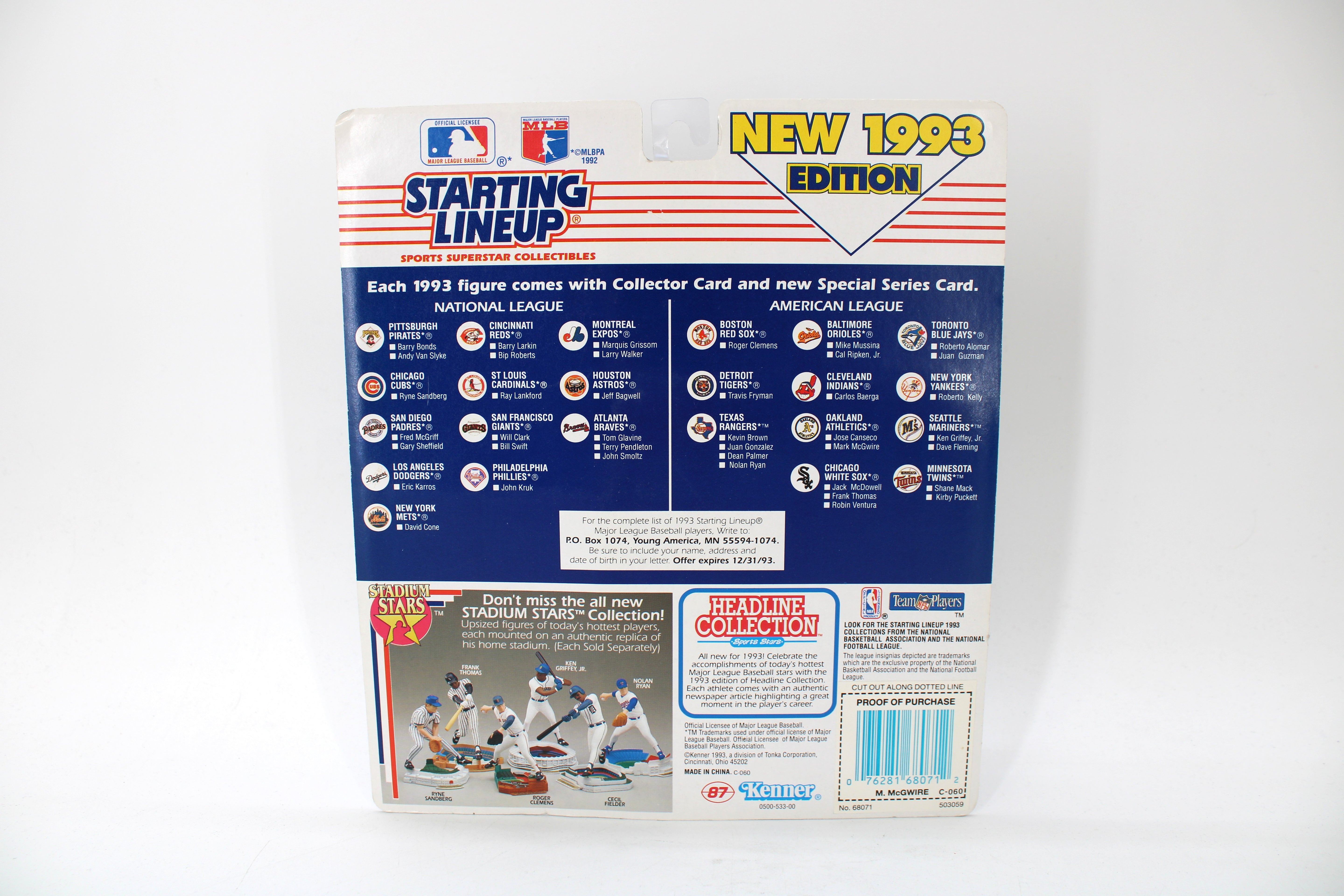 Starting Lineup Mark McGwire with Special Series Card Action Figure (1993 Kenner) - view 2