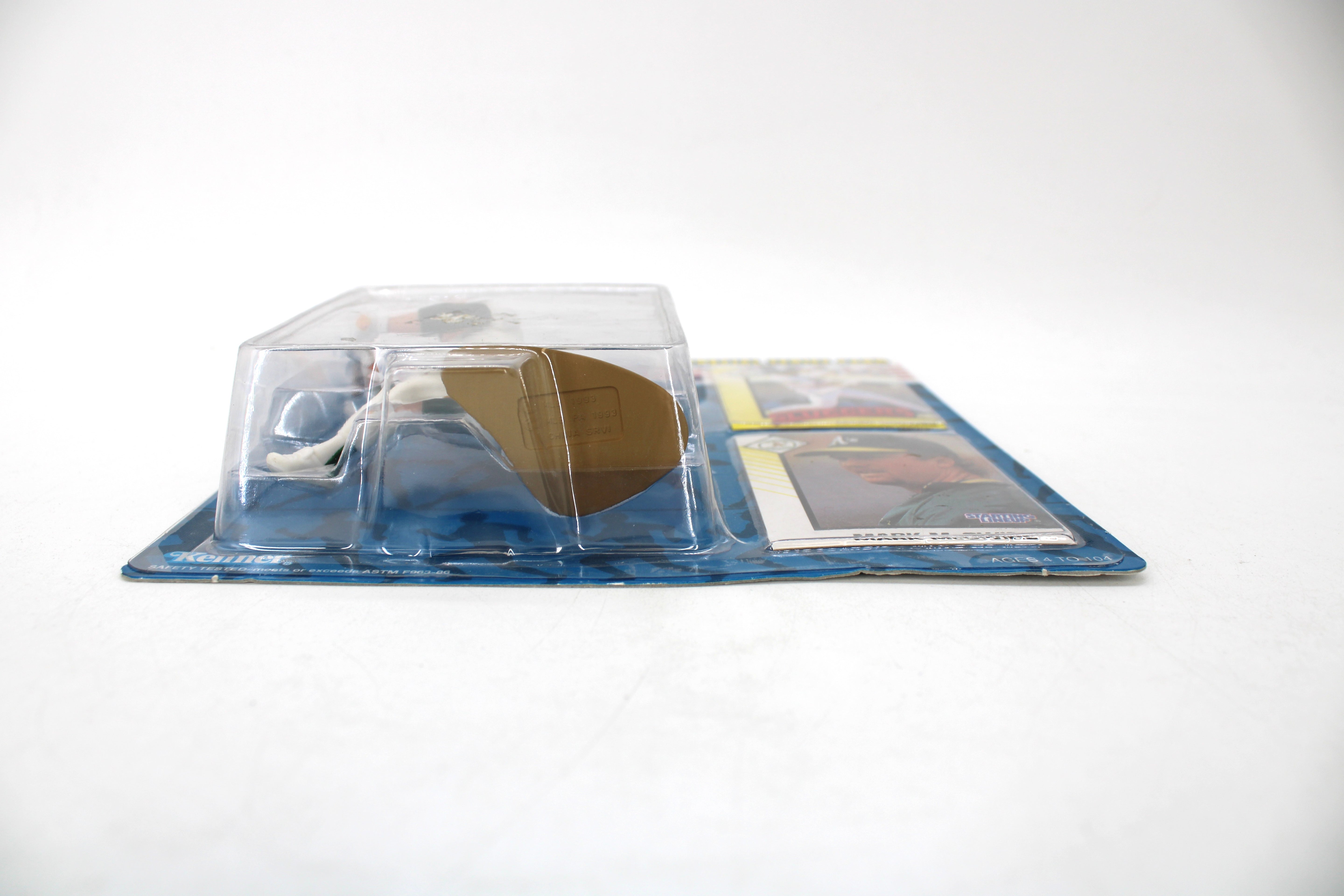 Starting Lineup Mark McGwire with Special Series Card Action Figure (1993 Kenner) - view 5