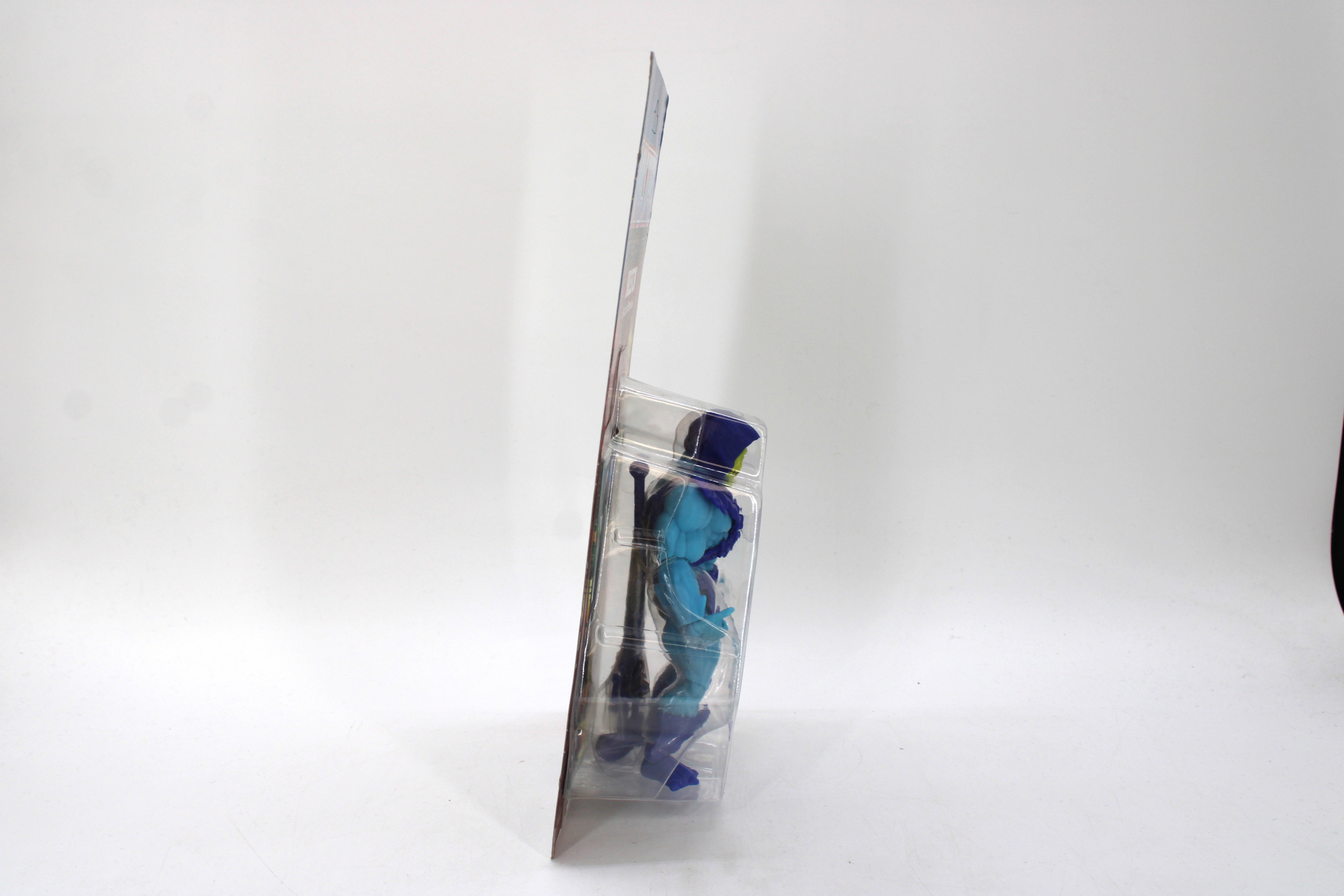 Masters of the Universe Origins Skeletor Action Figure (2021) - view 3