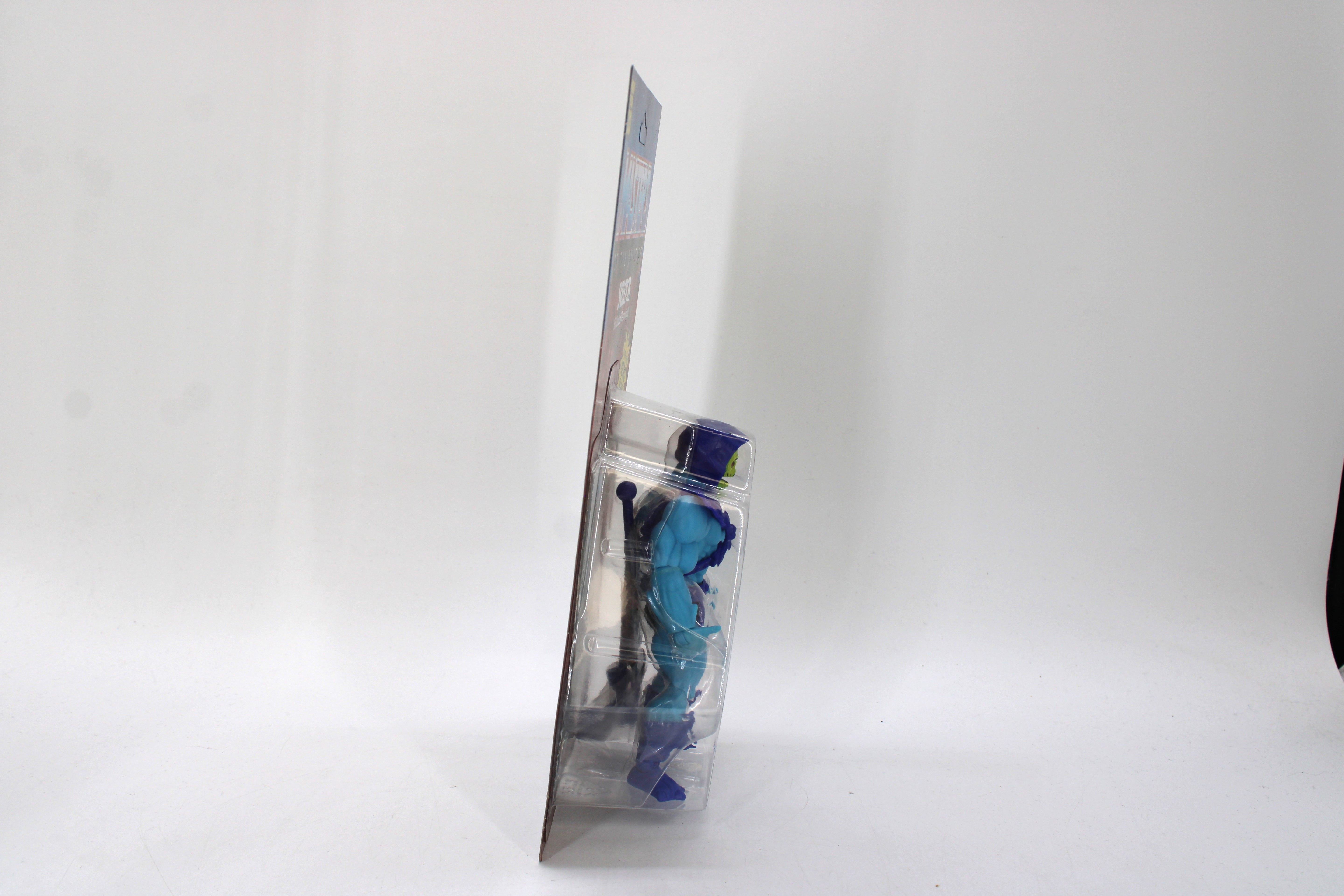 Masters of the Universe Origins Skeletor Action Figure (2019) - view 3