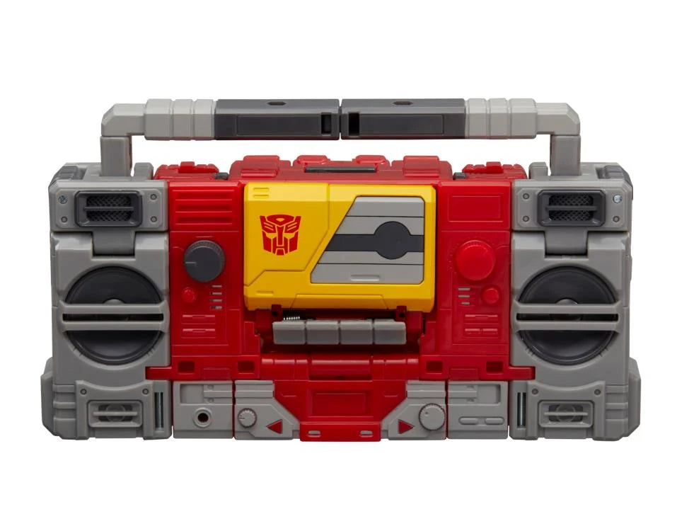 The Transformers: The Movie Studio Series 86 Voyager Class Autobot Blaster & Eject Action Figures