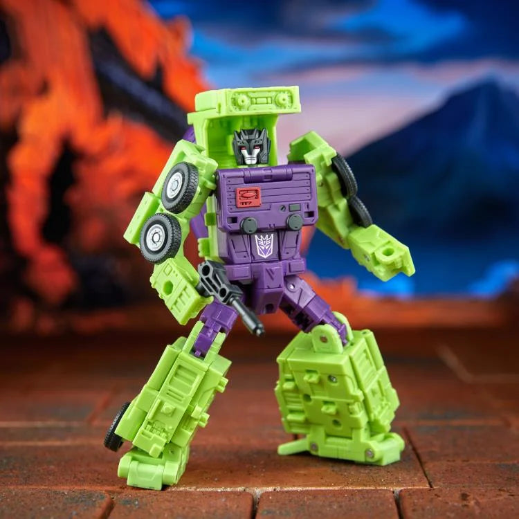 Mixmaster The Transformers: The Movie Studio Series Voyager Class Constructicon Action Figure