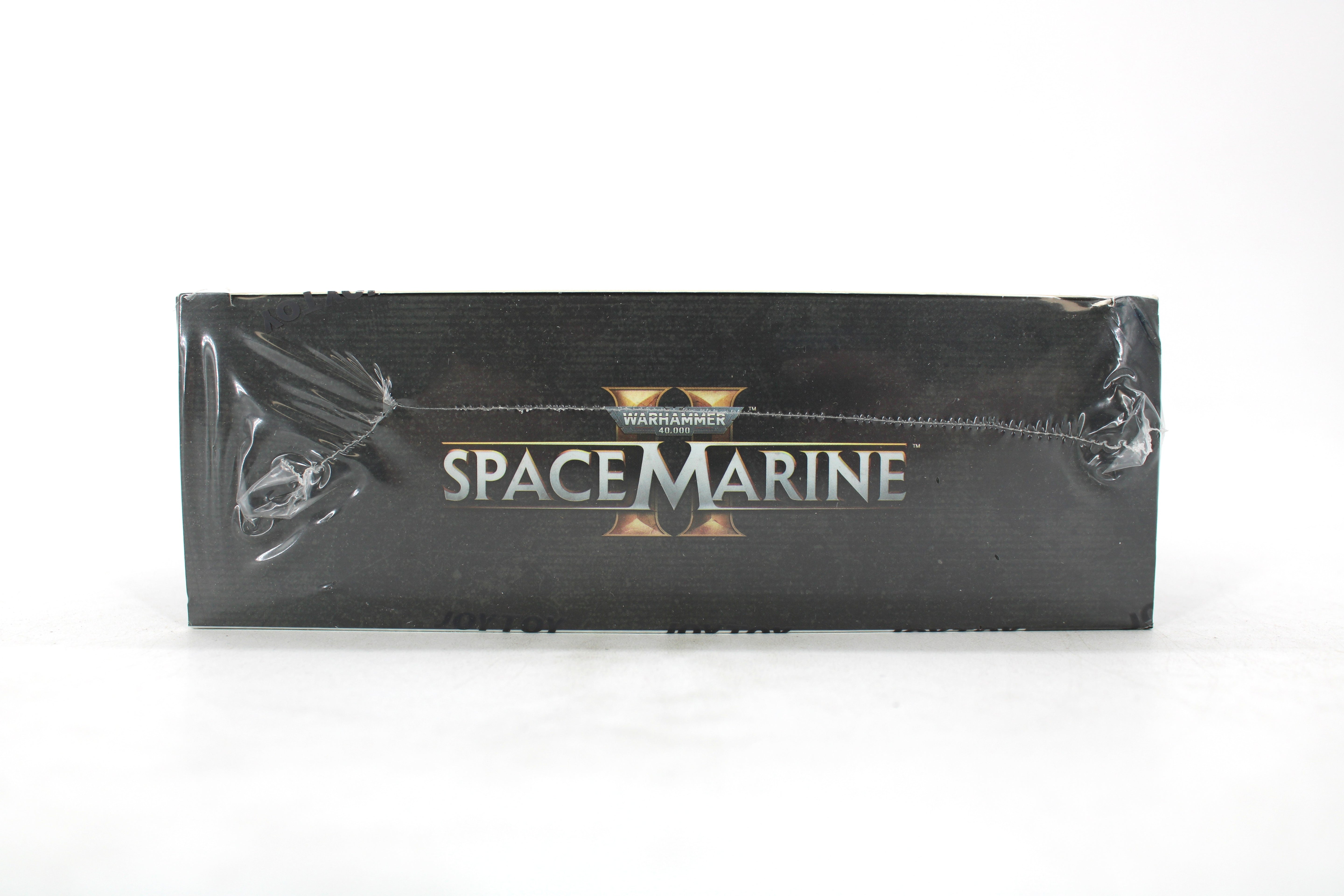 Warhammer 40,000: Space Marine 2 Ultramarines Brother Chairon Collectors Edition Action Figure (2025 JOYTOY) - view 3