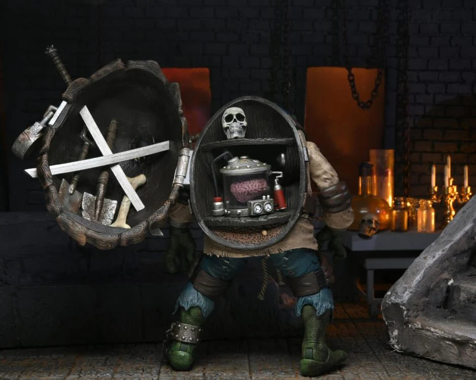 Universal Monsters x Teenage Mutant Ninja Turtles Ultimate Leonardo as The Hunchback