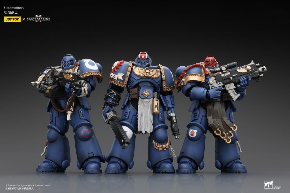 Warhammer 40,000: Space Marine 2 Ultramarines Lieutenant Titus 1/18 Scale Action Figure