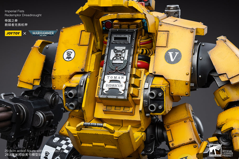 Warhammer 40K Imperial Fists Redemptor Dreadnought 1/18 Scale Figure