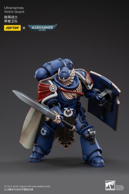 Warhammer 40K Ultramarines Victrix Guard 1/18 Scale Figure