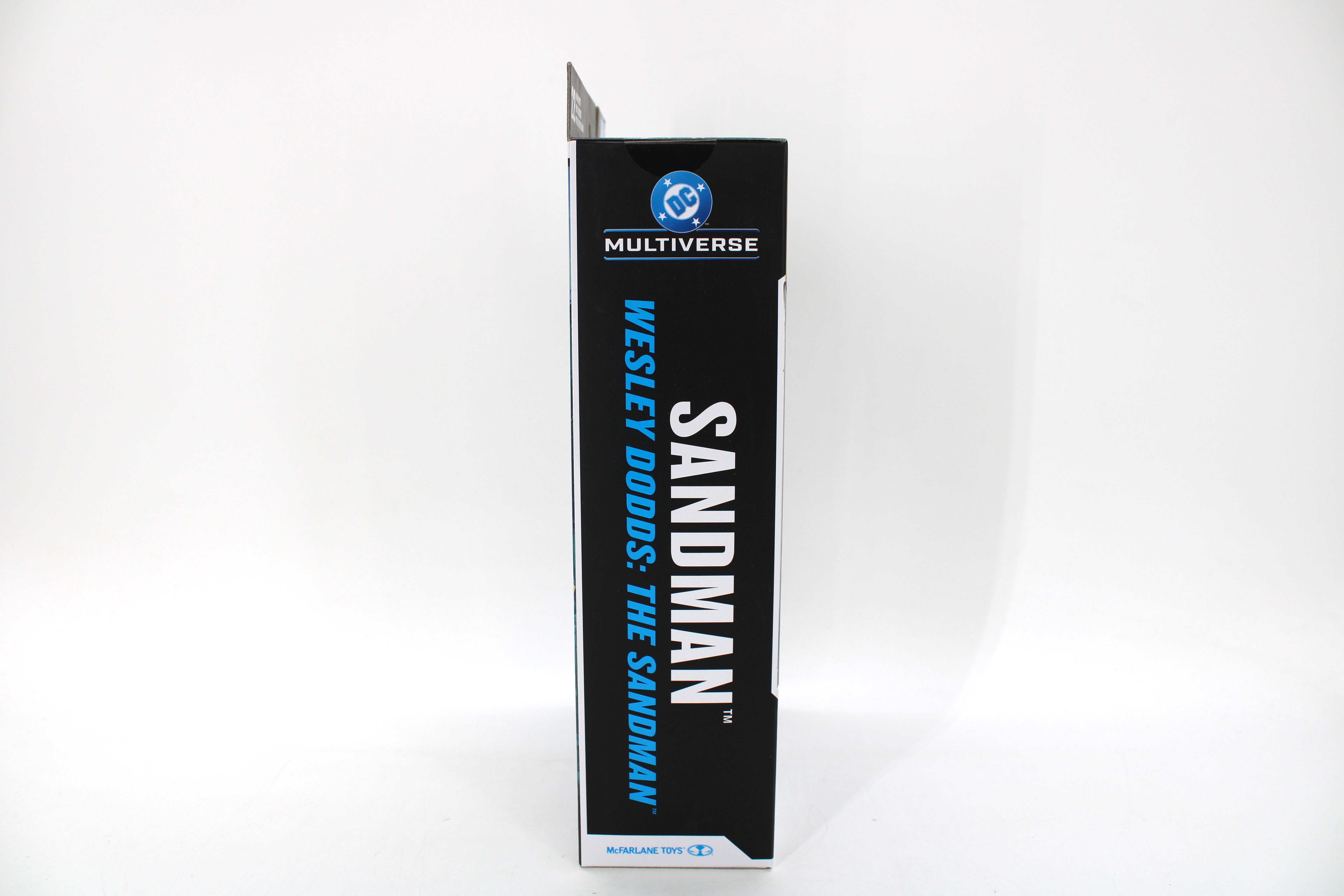 McFarlane Toys DC Comics Wesley Dodds: The Sandman Action Figure – Gold Label Collection (2025) - view 4