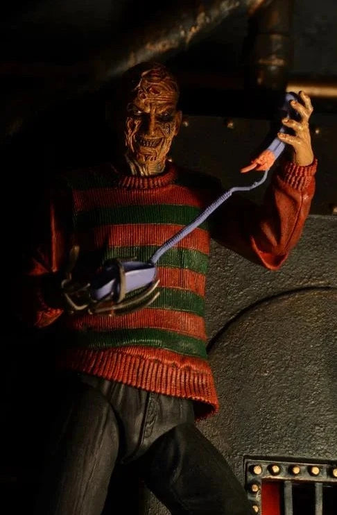 A Nightmare On Elm Street - Ultimate Freddy Krueger Figure