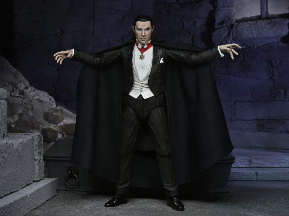 Universal Monsters - Ultimate Dracula (Transylvania) Figure