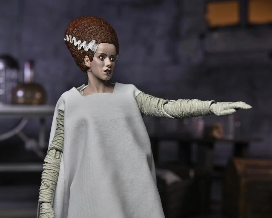 Universal Monsters Ultimate - Bride of Frankenstein (Color) Action Figure