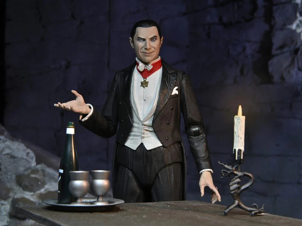 Universal Monsters - Ultimate Dracula (Transylvania) Figure