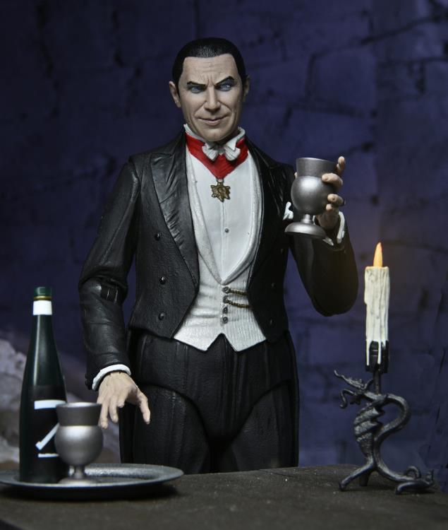 Universal Monsters - Ultimate Dracula (Transylvania) Figure
