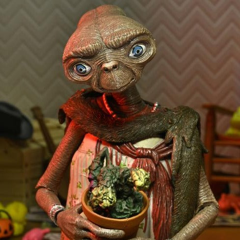 E.T. 40th Anniversary Ultimate Dress Up E.T.