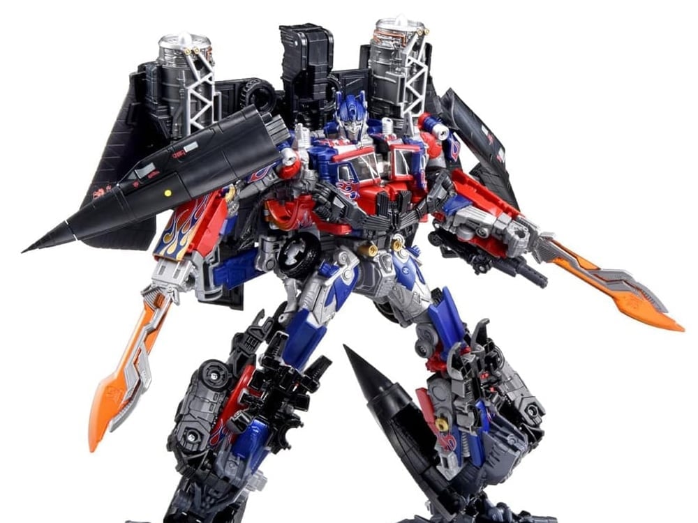 Jetfire Combine Dramatic Capture Series — Optimus Prime with Jetfire armor combined, front view with energy swords extended