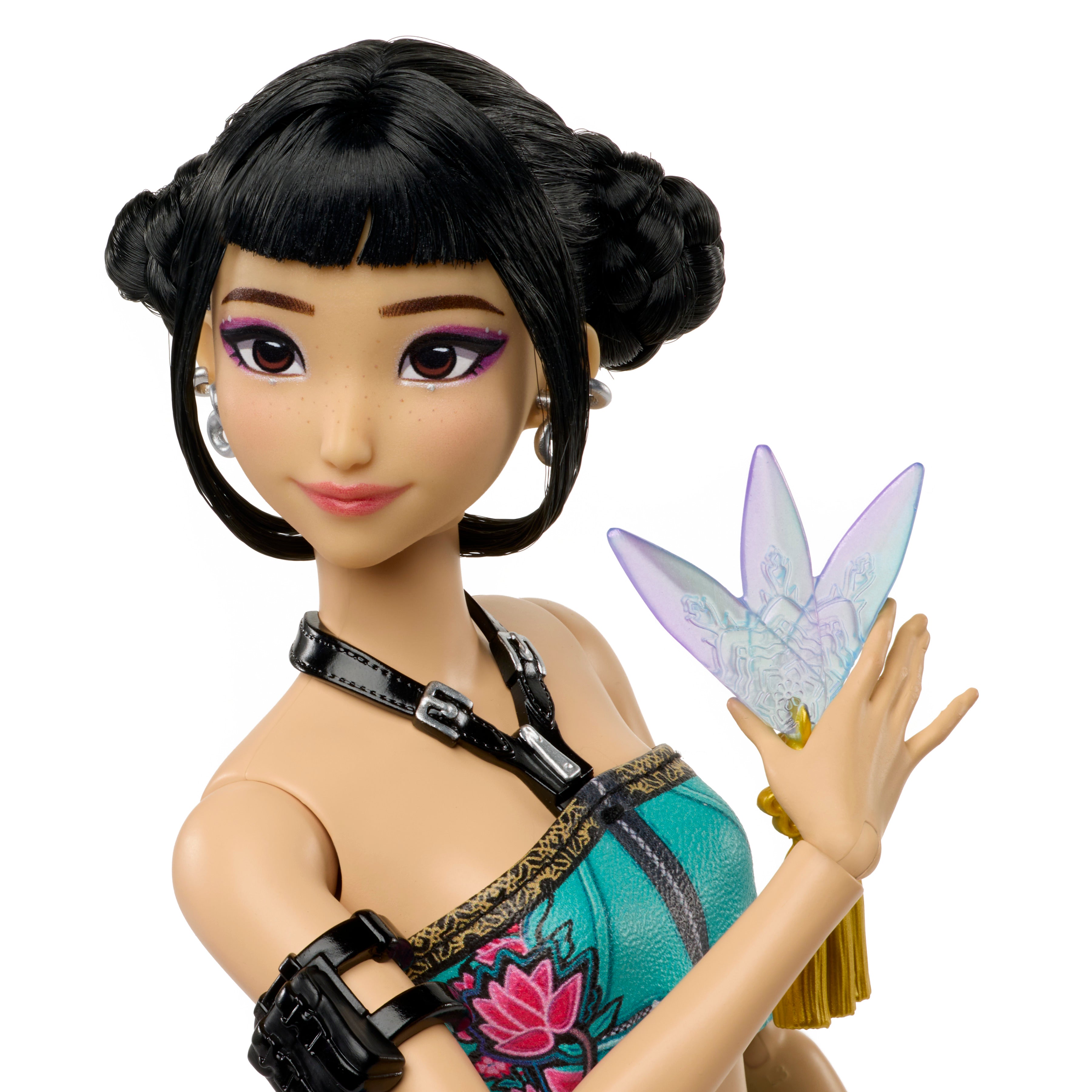Zoey KPop Demon Hunters HUNTR/X 12-Inch Doll — Face and Head Detail Close-Up