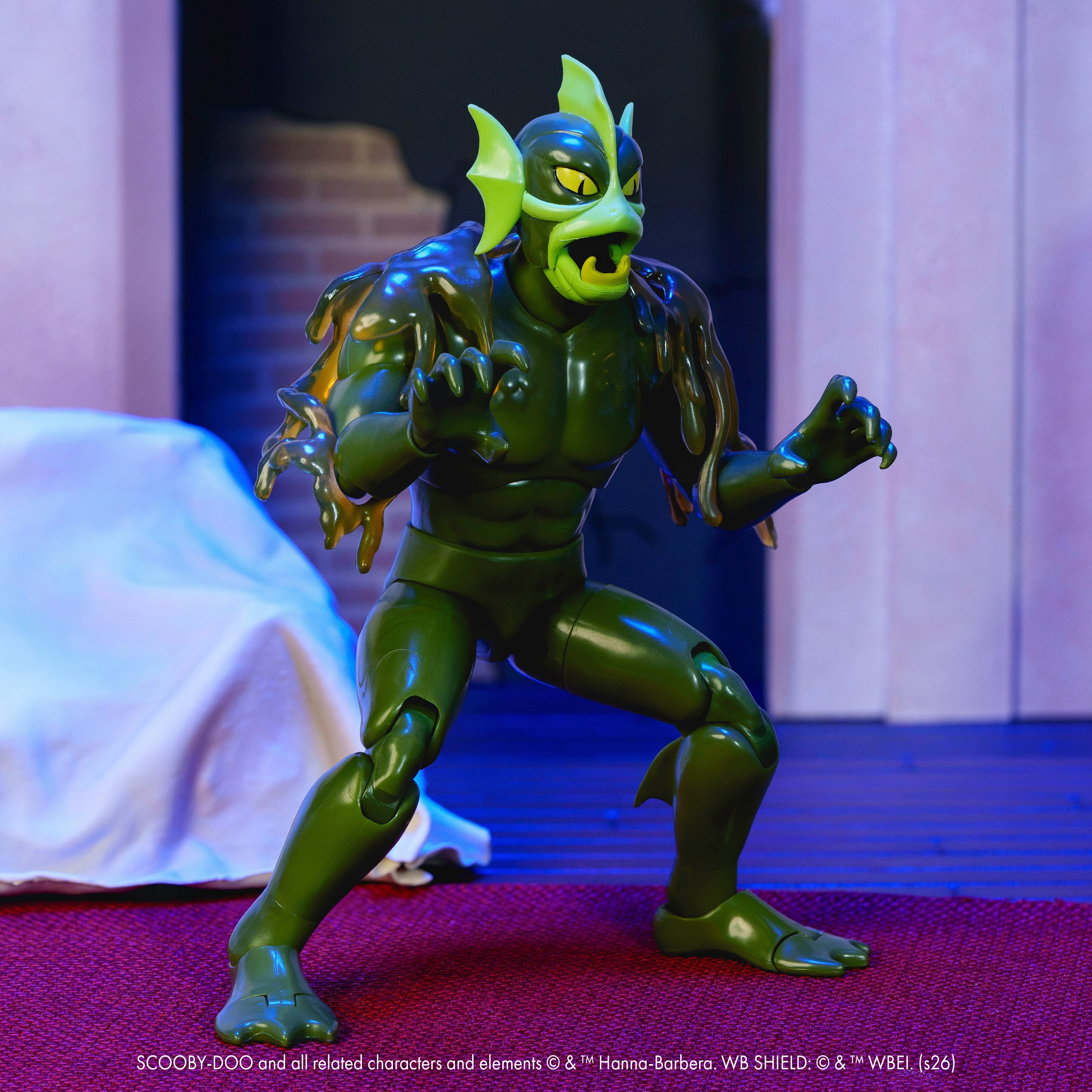 Sea Demon Scooby-Doo 1/12 Scale Action Figure — Articulation Pose with Claws Raised and Seaweed Accessories