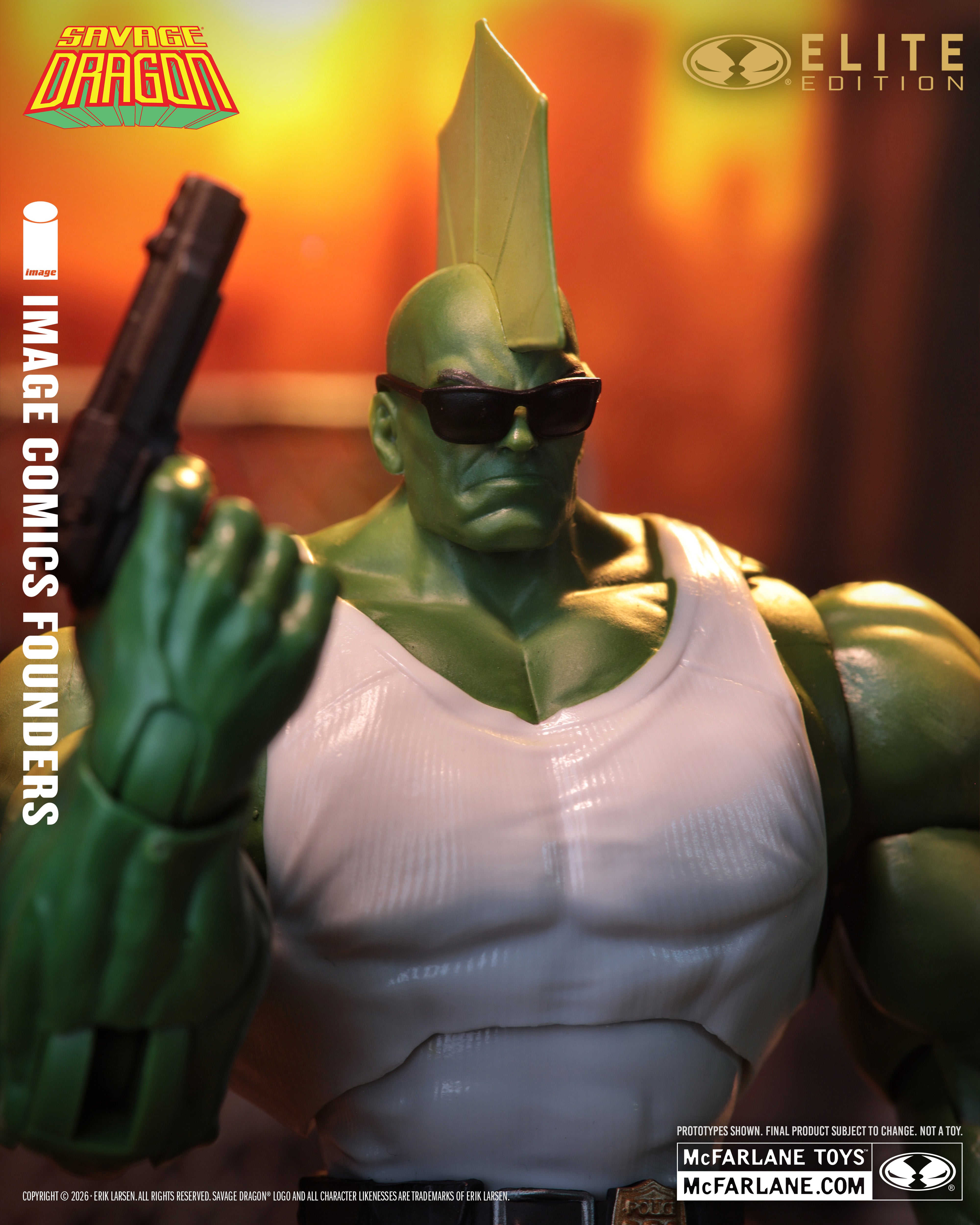 Savage Dragon McFarlane Elite Edition Image Comics Founders Series 7-Inch — Figure Detail Close-Up with Sunglasses and Pistol
