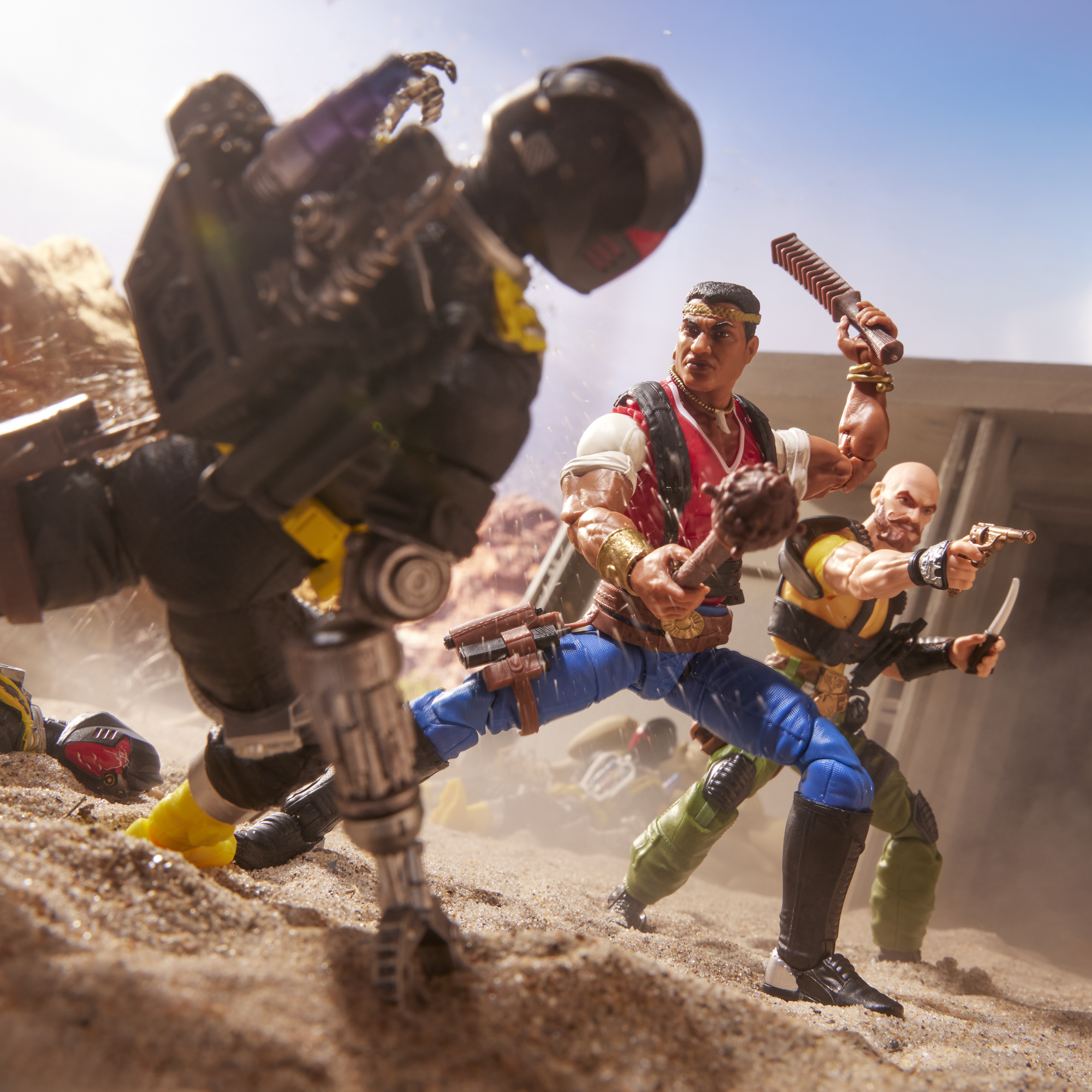 Red Dog and Taurus G.I. Joe Classified Series 6-Inch — Both Figures in Combat Pose Against Enemy
