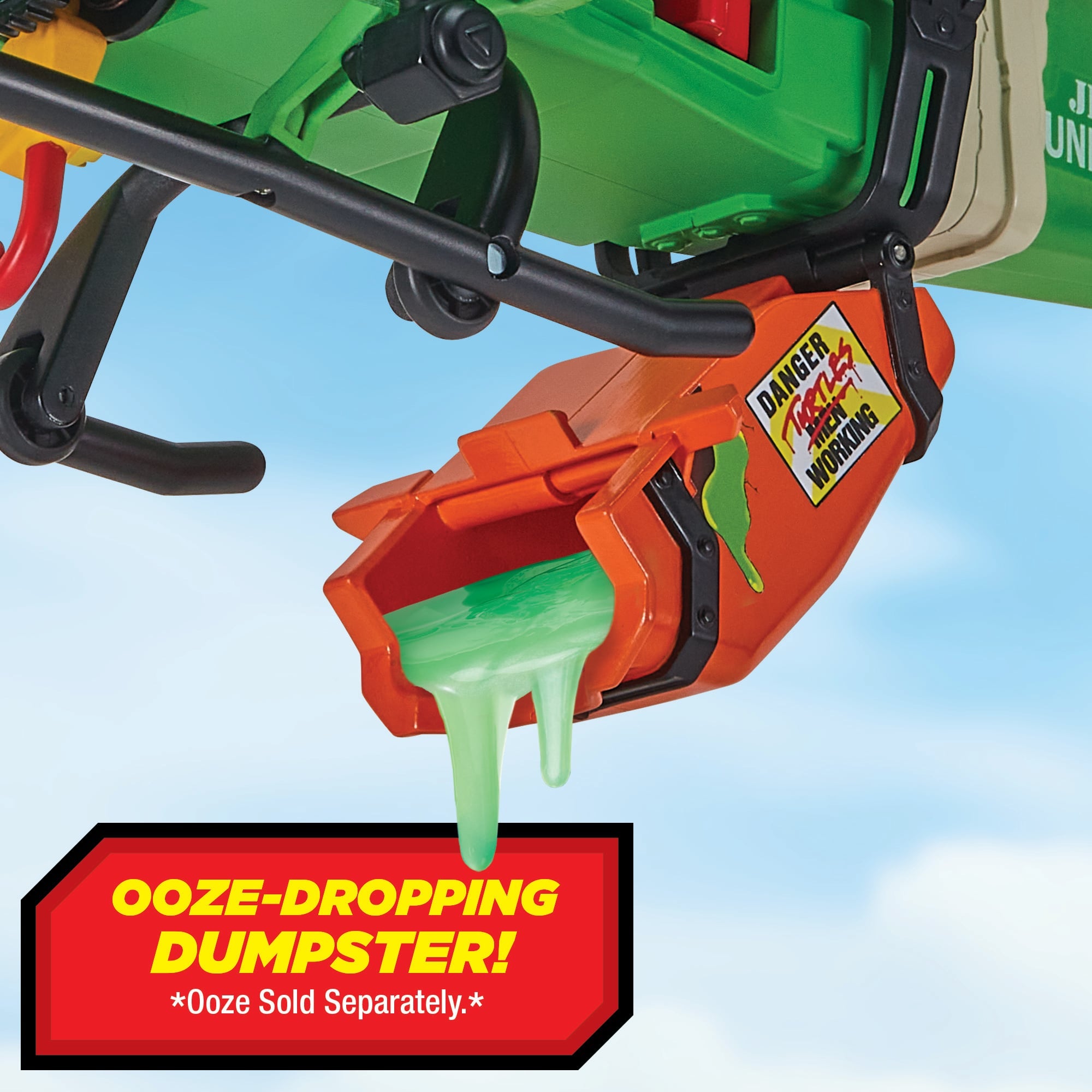 Turtle-Fly Copter TMNT x G.I. Joe — Ooze-Dropping Dumpster Bay Detail