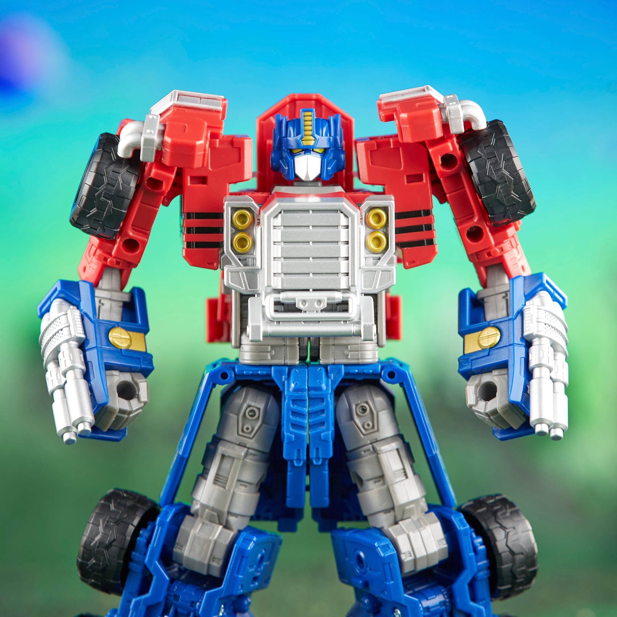 Armada Universe Optimus Prime Legacy Evolution Commander — Secondary Robot Mode Upper Body Detail