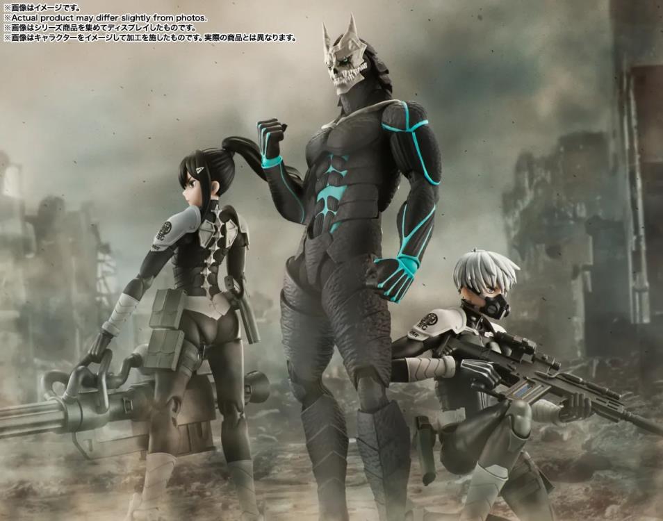 Reno Ichikawa S.H.Figuarts Kaiju No. 8 Figure — Series Display with Kaiju No. 8 and Mina Ashiro Figures