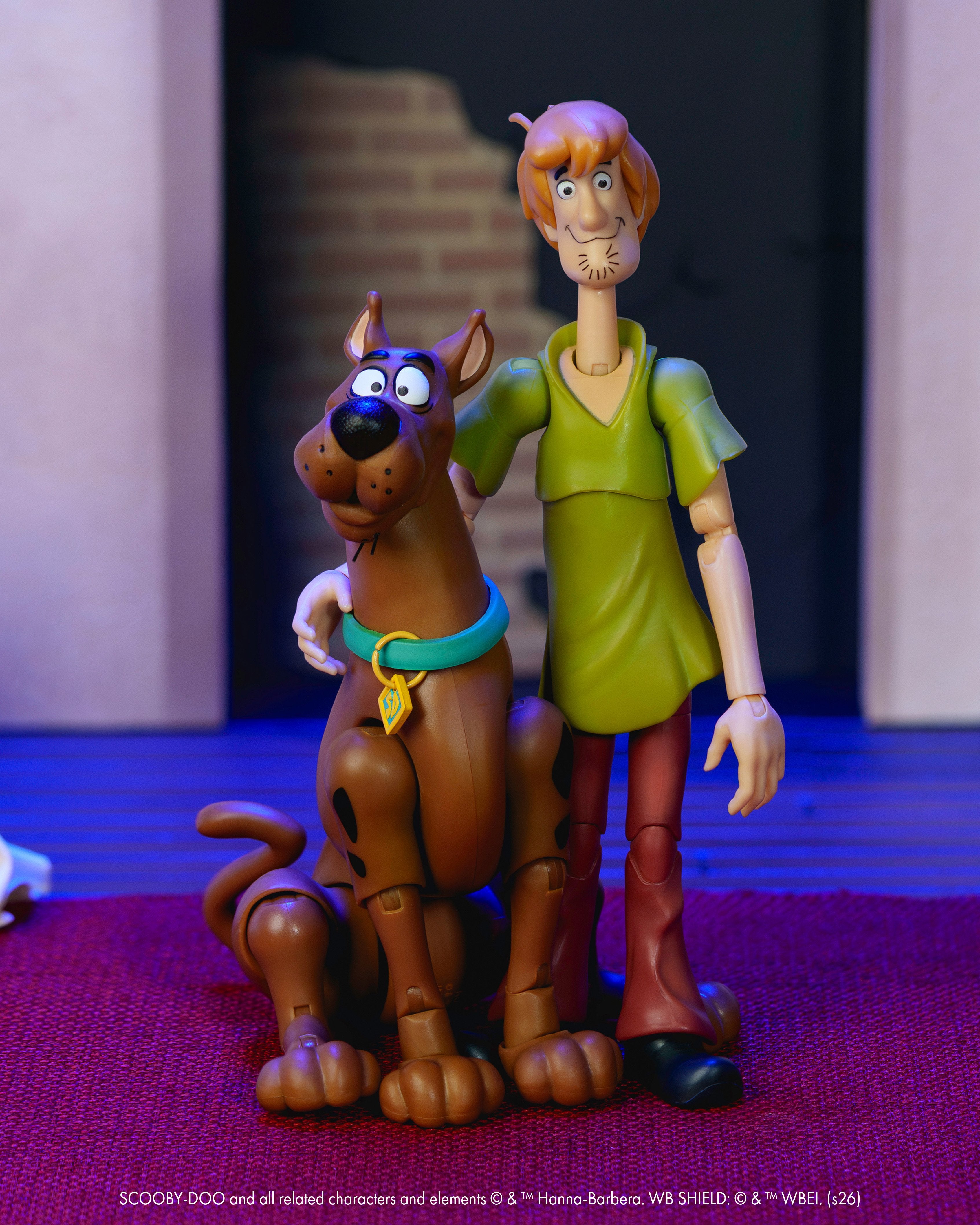 Scooby-Doo Scooby-Doo 1/12 Scale 6-Inch Action Figure — Front View Posed Alongside Shaggy Figure