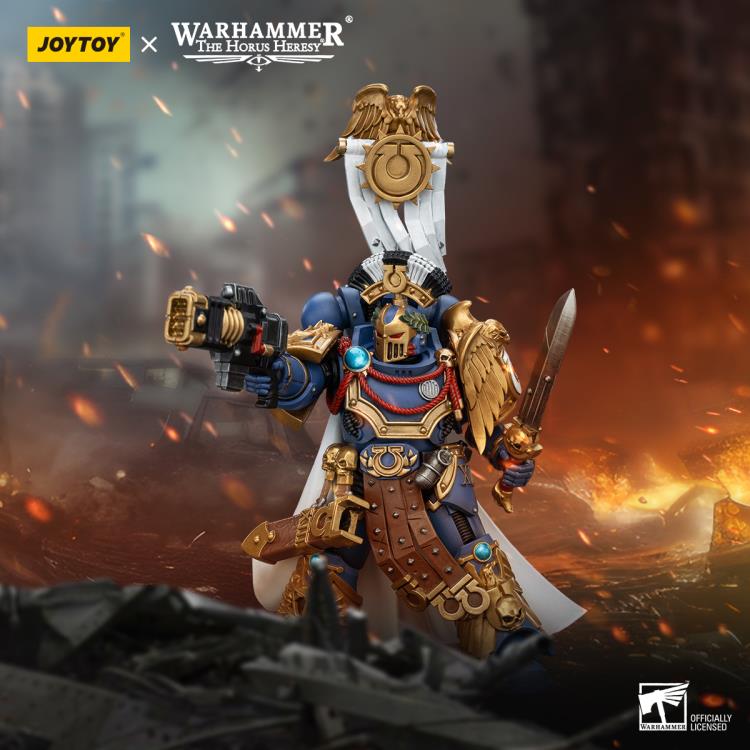 Legion Praetor with Power Sword and Volkite Serpenta Warhammer: The Horus Heresy Ultramarines 1/18 Scale Action Figure