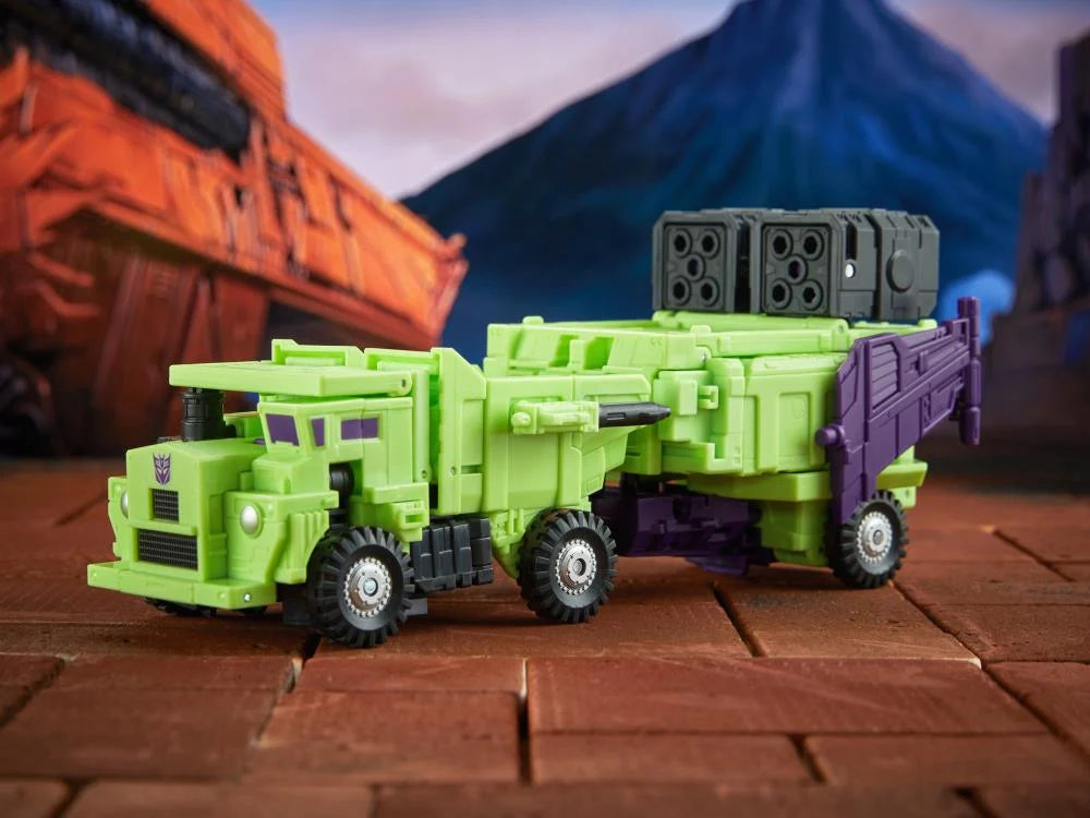 Long Haul & Hook The Transformers: The Movie Studio Series Commander Constructicons Action Figure 2-Pack