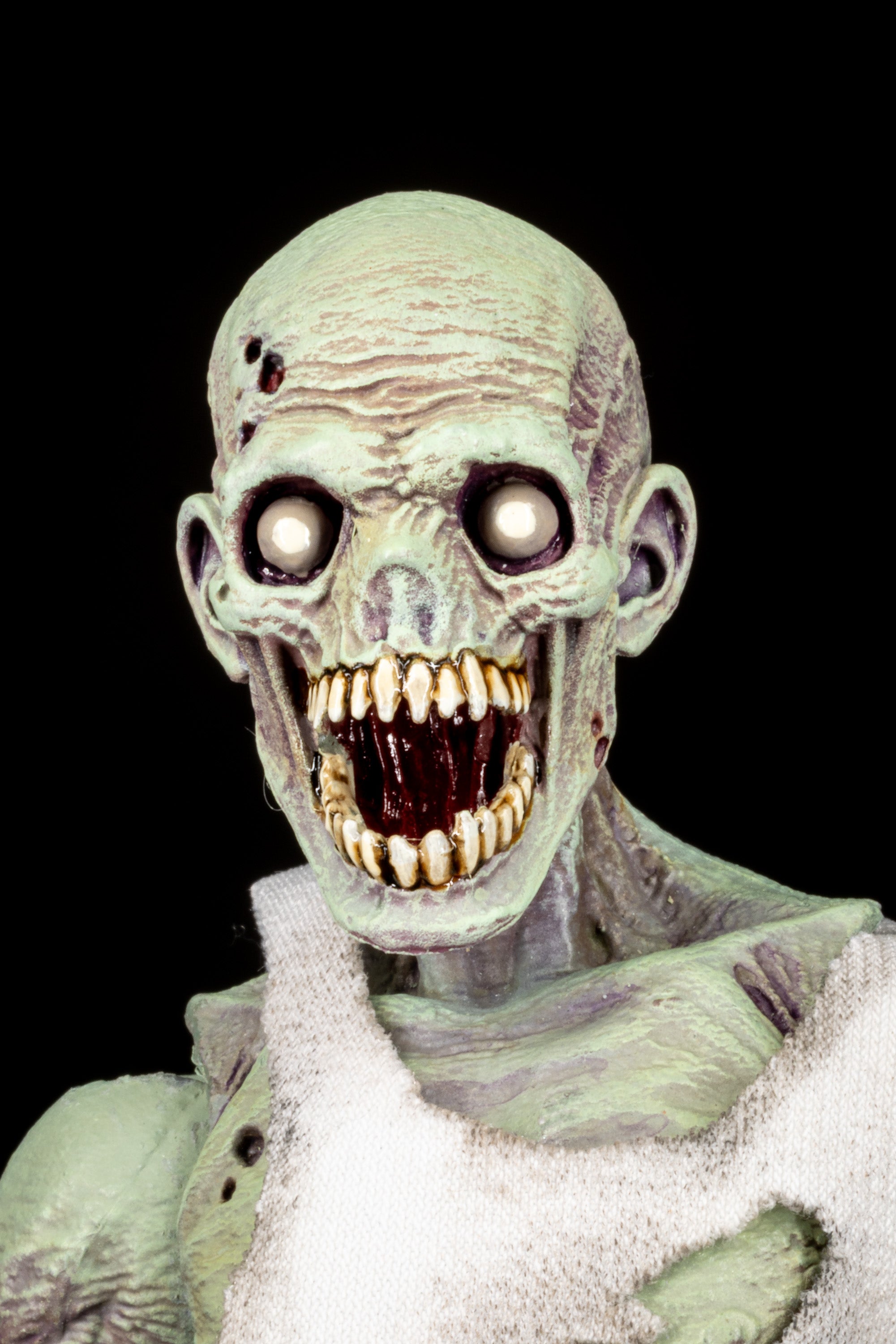 Four Horsemen Studios: Graveyard Zombies Male Worker Zombie Action Figure (Preorder)