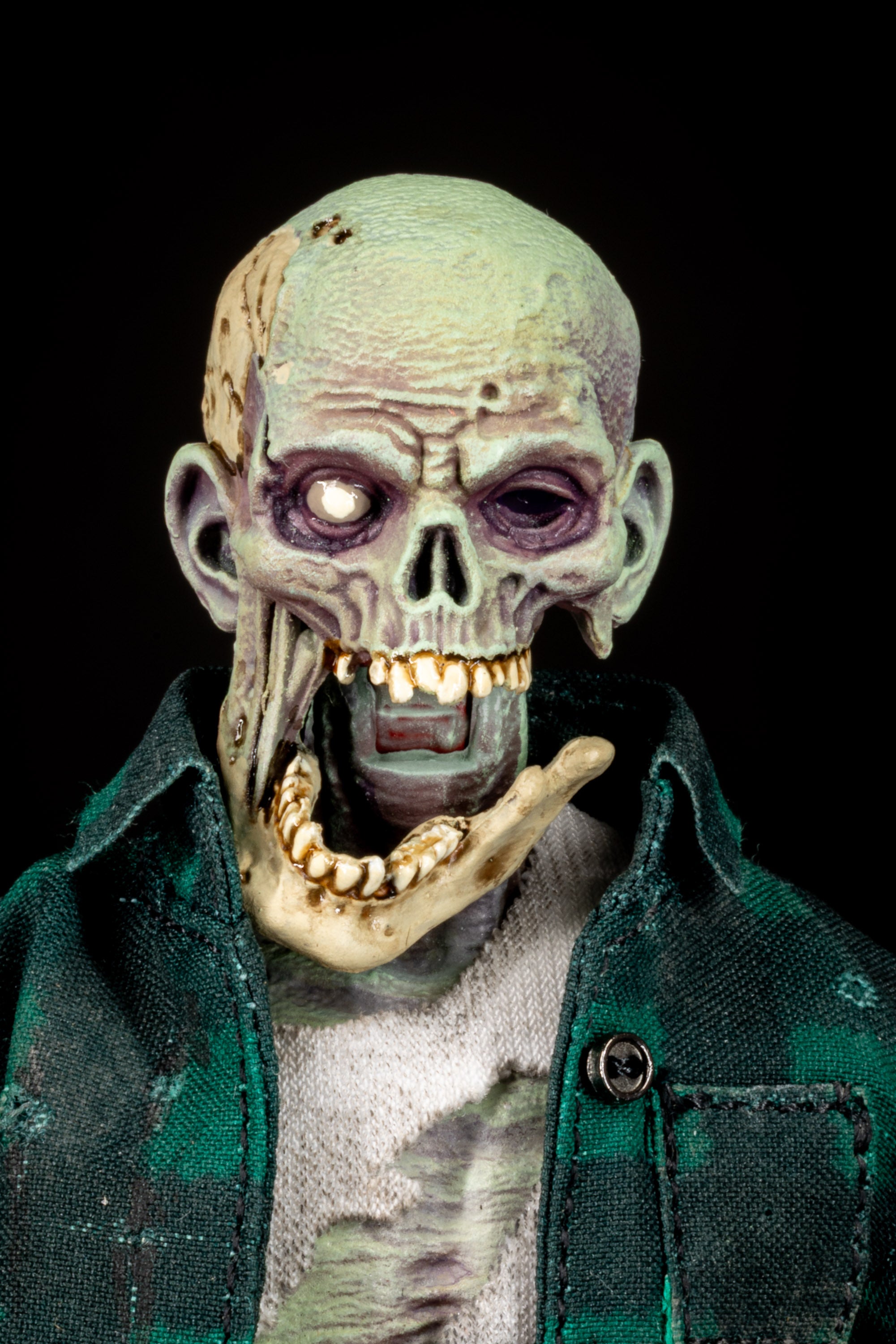 Four Horsemen Studios: Graveyard Zombies Male Worker Zombie Action Figure (Preorder)