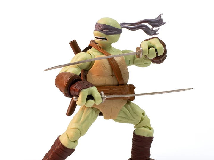 Teenage Mutant Ninja Turtles - BST AXN Leonardo (Ver. 2) Figure