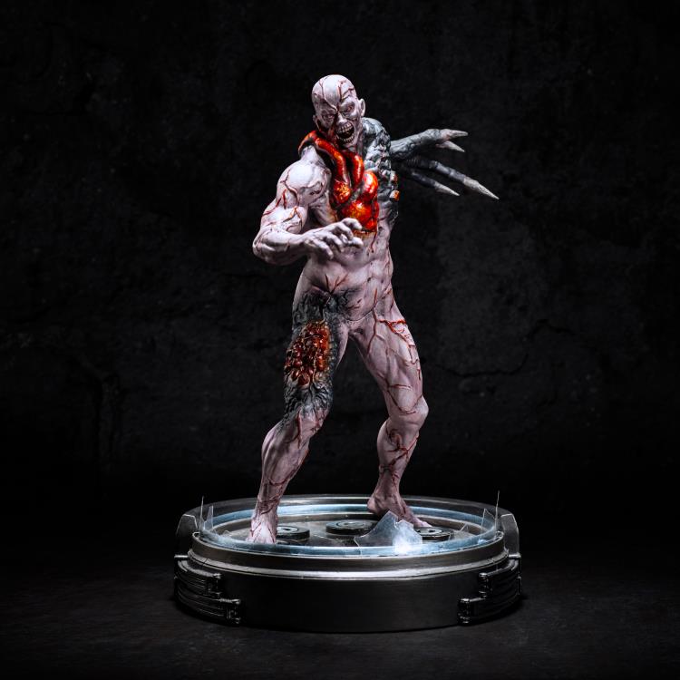 Resident Evil Tyrant T-002 - Limited Edition Statue