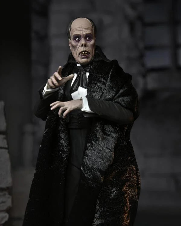 Universal Monsters Ultimate - The Phantom of the Opera Figure