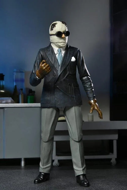 Universal Monsters - Ultimate Invisible Man Figure
