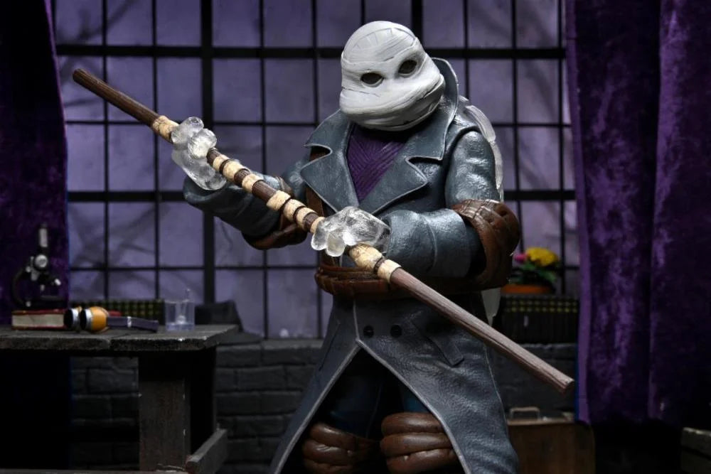 Universal Monsters x Teenage Mutant Ninja Turtles - Ultimate Donatello as The Invisible Man