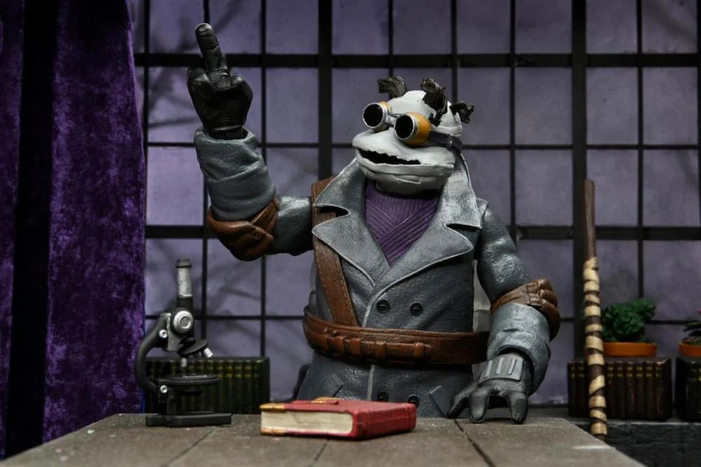 Universal Monsters x Teenage Mutant Ninja Turtles - Ultimate Donatello as The Invisible Man