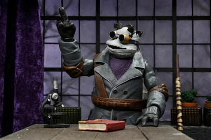Universal Monsters x Teenage Mutant Ninja Turtles - Ultimate Donatello as The Invisible Man