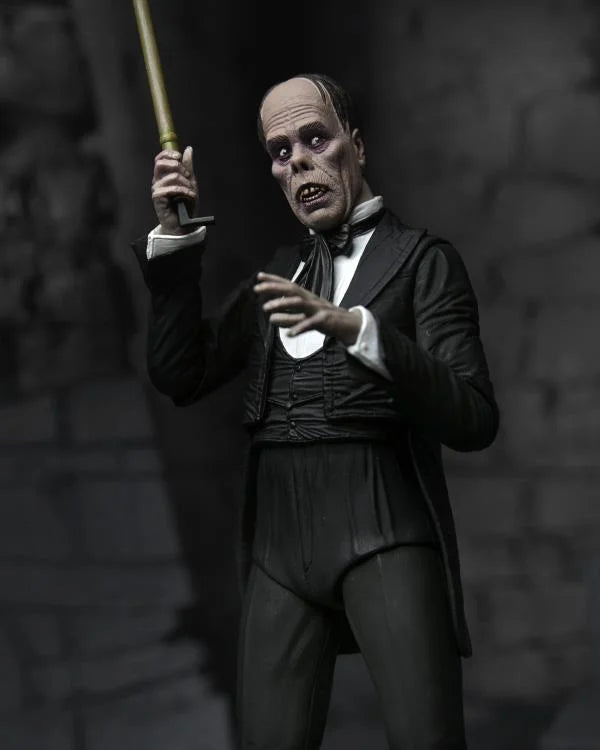Universal Monsters Ultimate - The Phantom of the Opera Figure