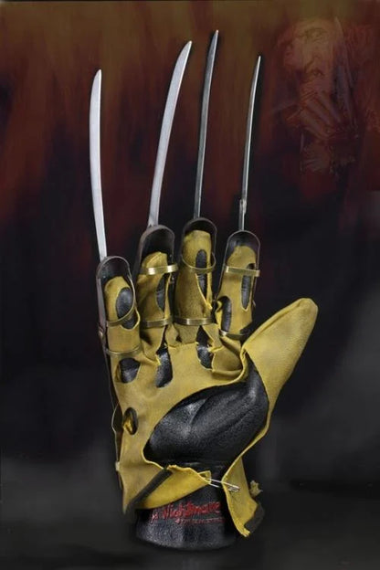 A Nightmare on Elm Street - Freddy Krueger Glove Prop Replica