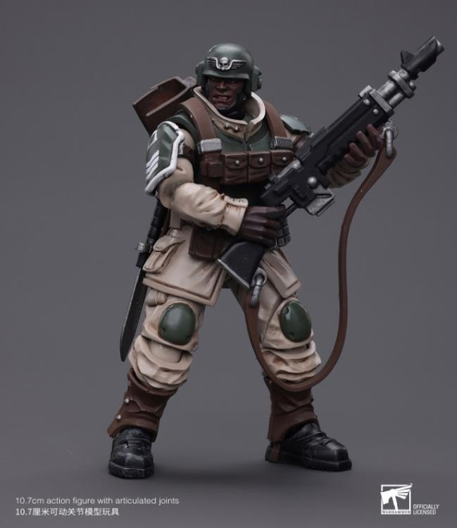 JOYTOY Warhammer 40k - Astra Militarum Cadian Command Squad Veteran with Regimental Standard